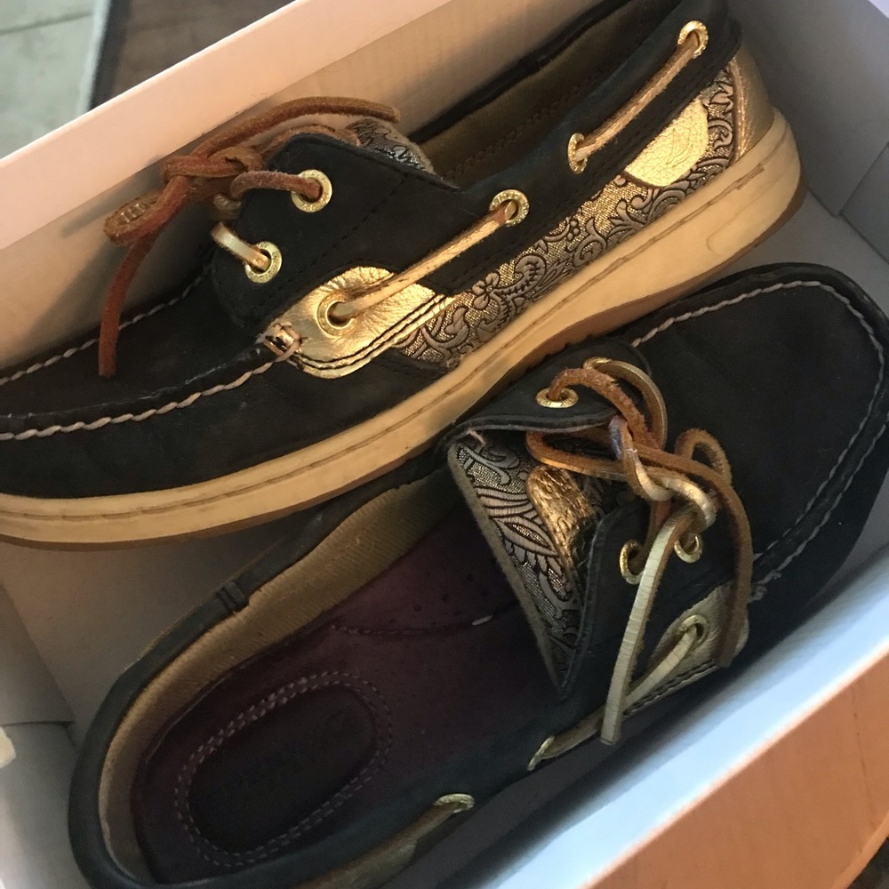 Sperry boat shoes